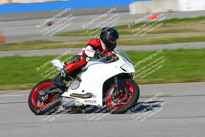 media/Jan-20-2023-Fastrack Riders (Fri) [[f2ad32aba3]]/Level 3/session 4 turn 6/